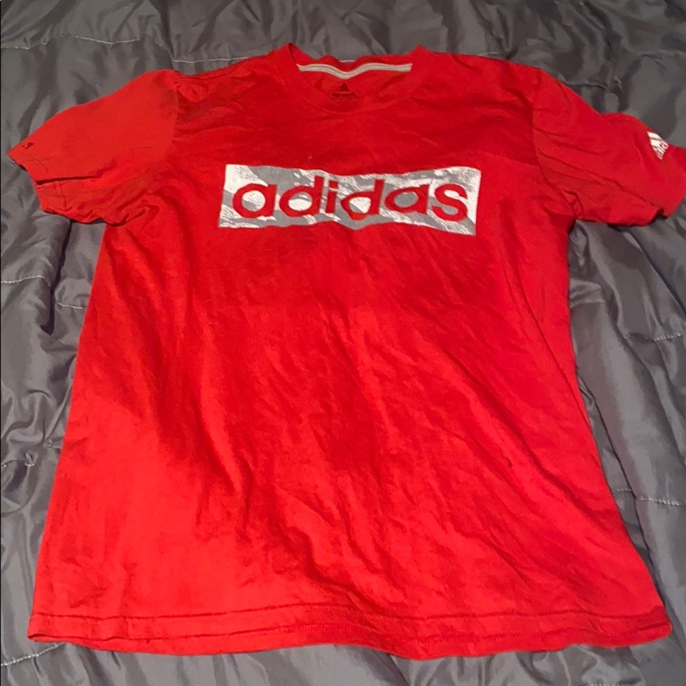 Adidas t-shirt